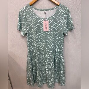 NWT Green Dot Dress size Small